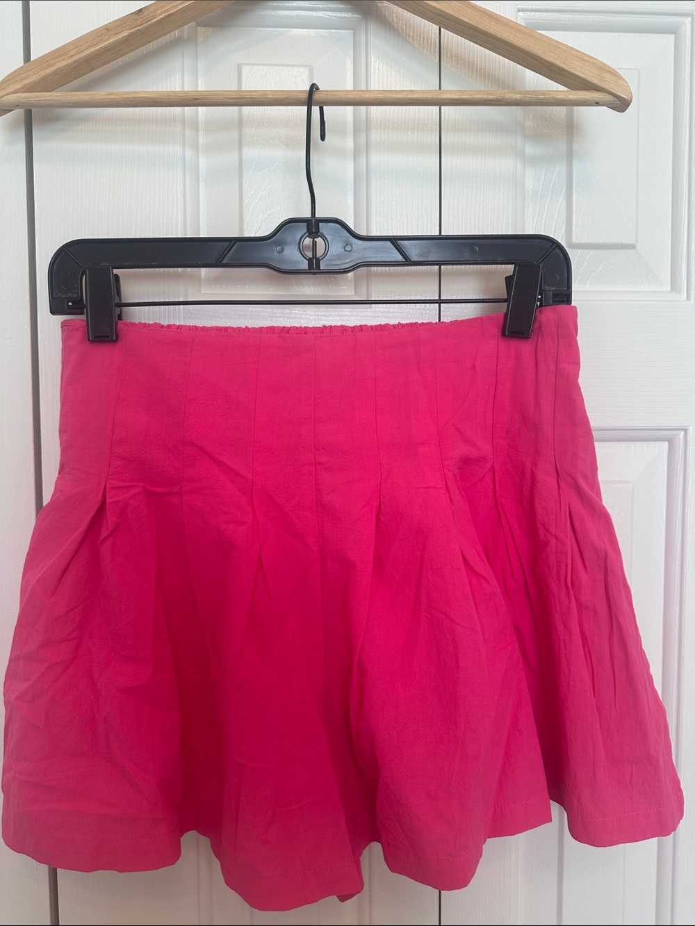 Love Riche Hot Pink Pleated Skort